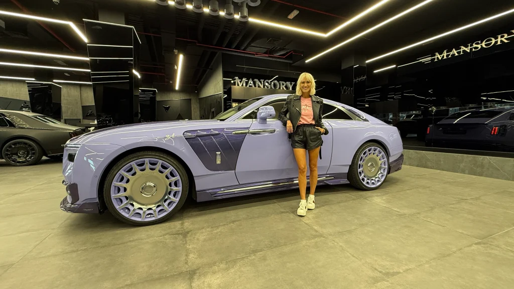 Supercar Blondie just picked up her new Mansory Rolls-Royce Spectre, which is now finished in a shade of purple we haven't really seen anywhere except maybe some beautiful lavender fields in France