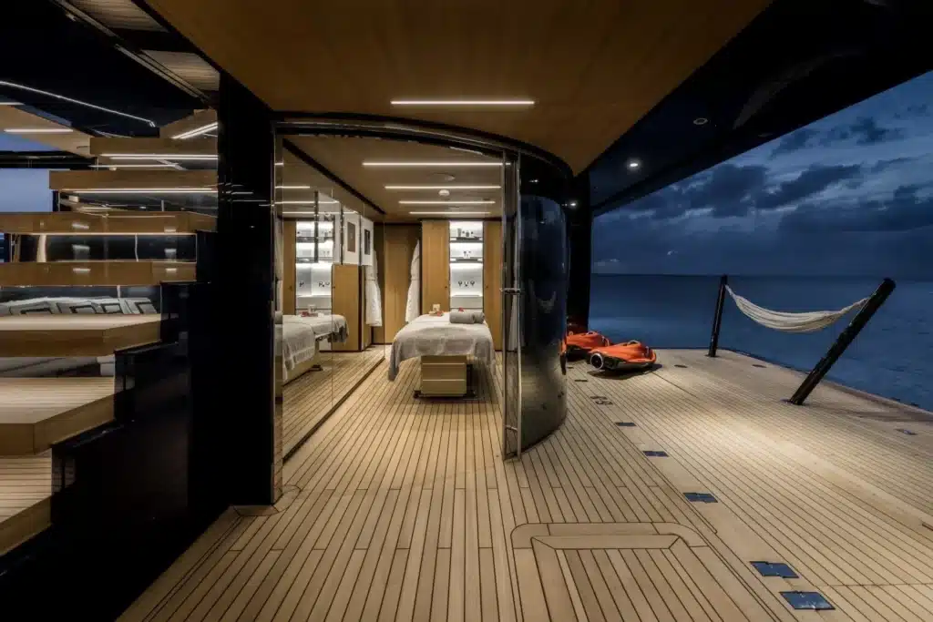 Superyacht 4 years