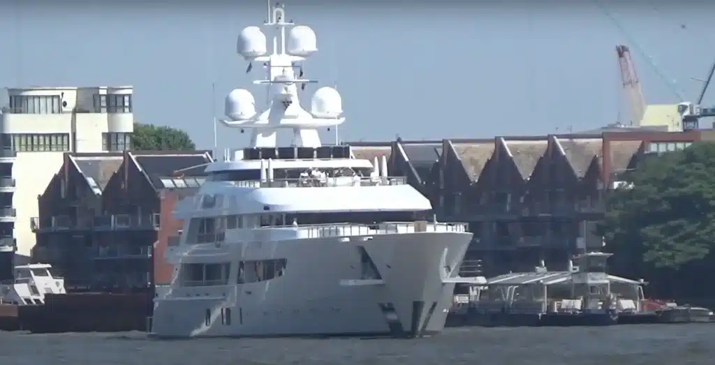 US Ambassador to Italy lived on his 252-foot superyacht whilst official residence was renovated
