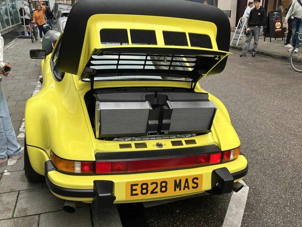 Father sends son a picture of a Porsche sports car he spotted on the street, accidentally leaving his jaw on the floor with one detail