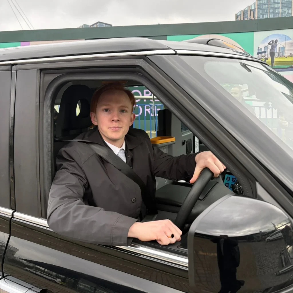 A 21 year old just conquered the hardest taxi test in the world proving London roads belongs to its black cab drivers 