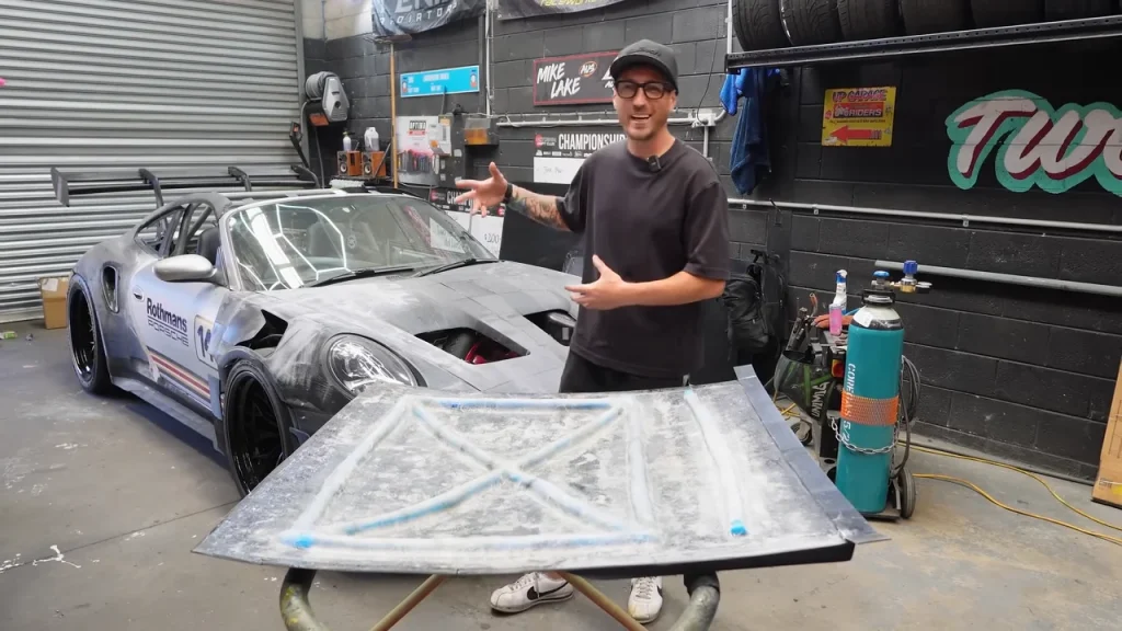 Man 3D-printing an entire Porsche GT3 sports car decides to take major risk to get it looking perfect