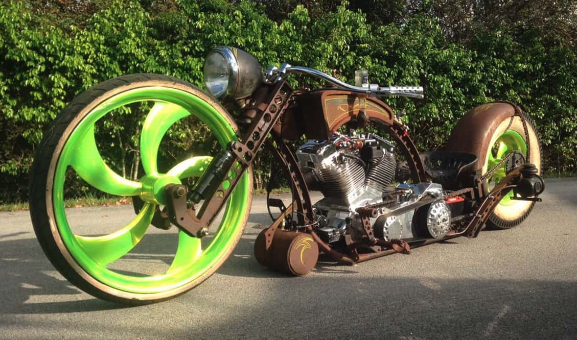 Custom bike by Tarso Marques with green rims
