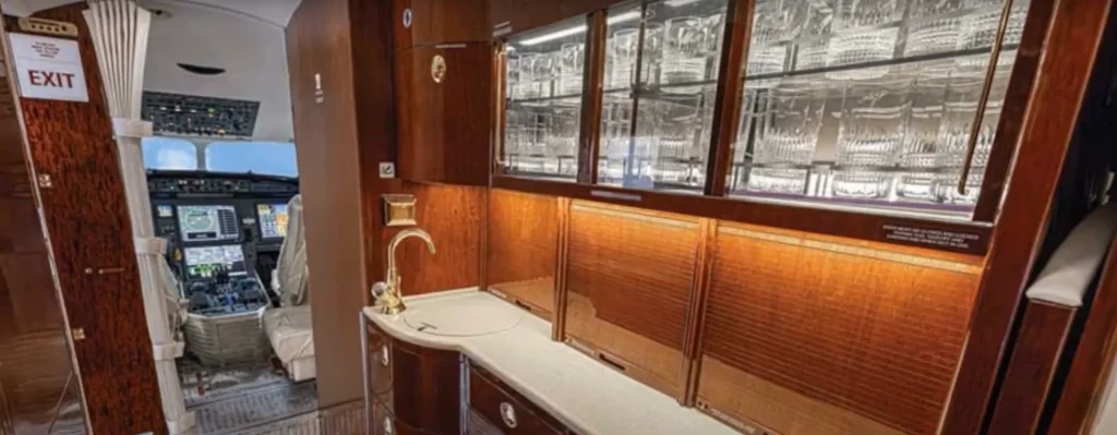 This is what it looks like inside Taylor Swift's luxurious $54M private jet with her specific customizations