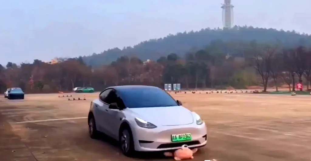 Tesla and Chinese EVs put head-to-head in reverse safety test to show which automatically stops for small obstacles and there's a major gap in tech