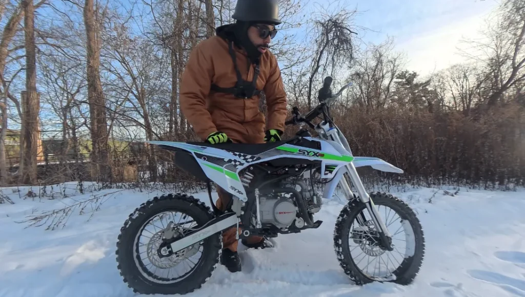 Man buys the most expensive dirt bike on Temu to see if it's worth the price