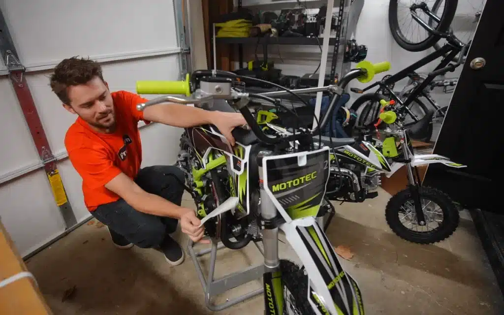 Idaho guy unboxes cheapest dirt bike from China and instantly finds surprises beyond the Temu description