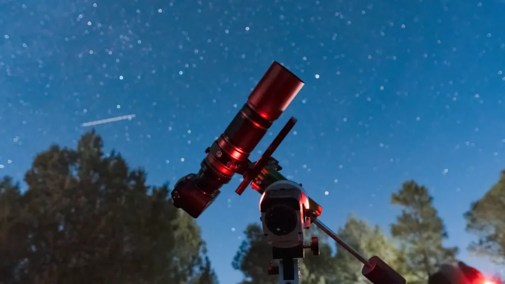 US man tests five telescopes ranging from $1 to $100,000 to find out how well they can take photos of space