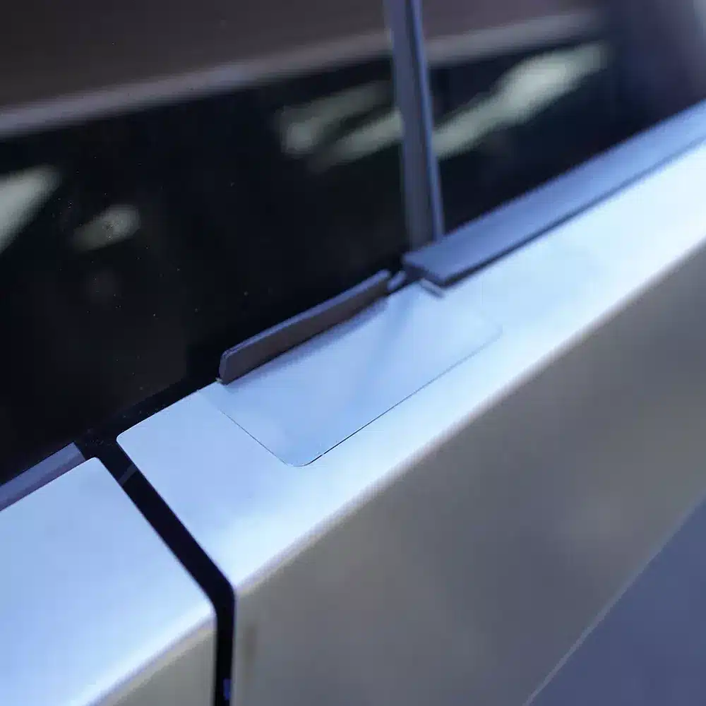 A new delete kit gets rid of the Tesla Cybertruck's wing mirrors, but only in certain states