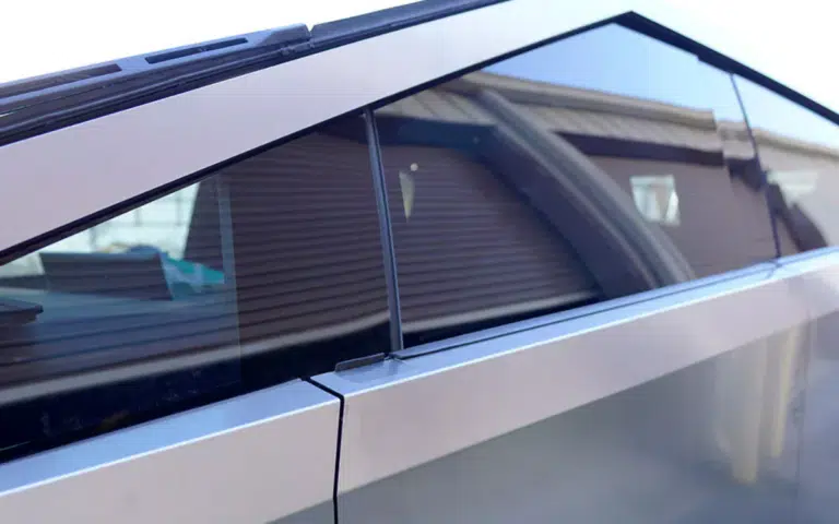 A new delete kit gets rid of the Tesla Cybertruck's wing mirrors, but only in certain states