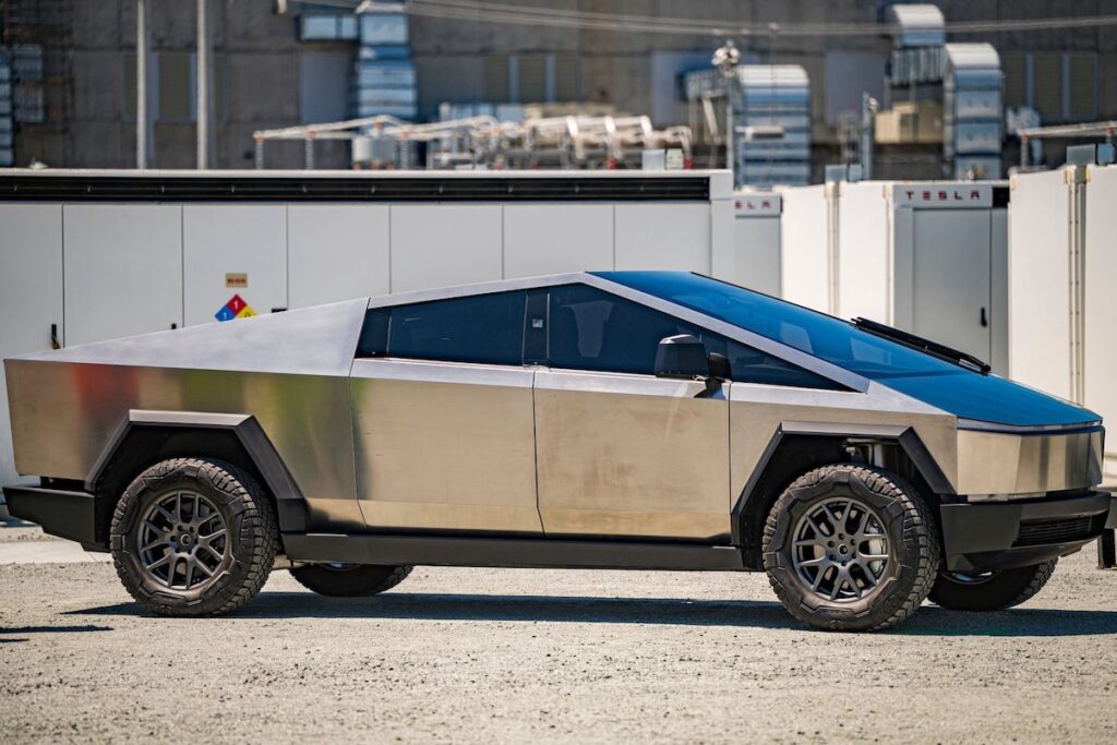 Tesla Cybertruck prototype with tiny windshield wiper