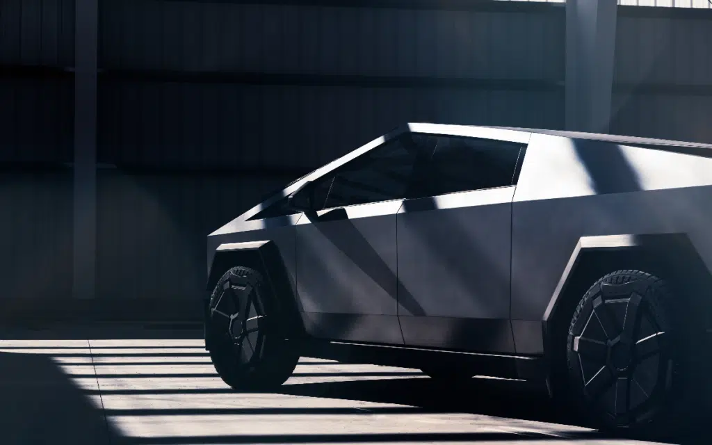 Californian man highly praised the Tesla Cybertruck EV