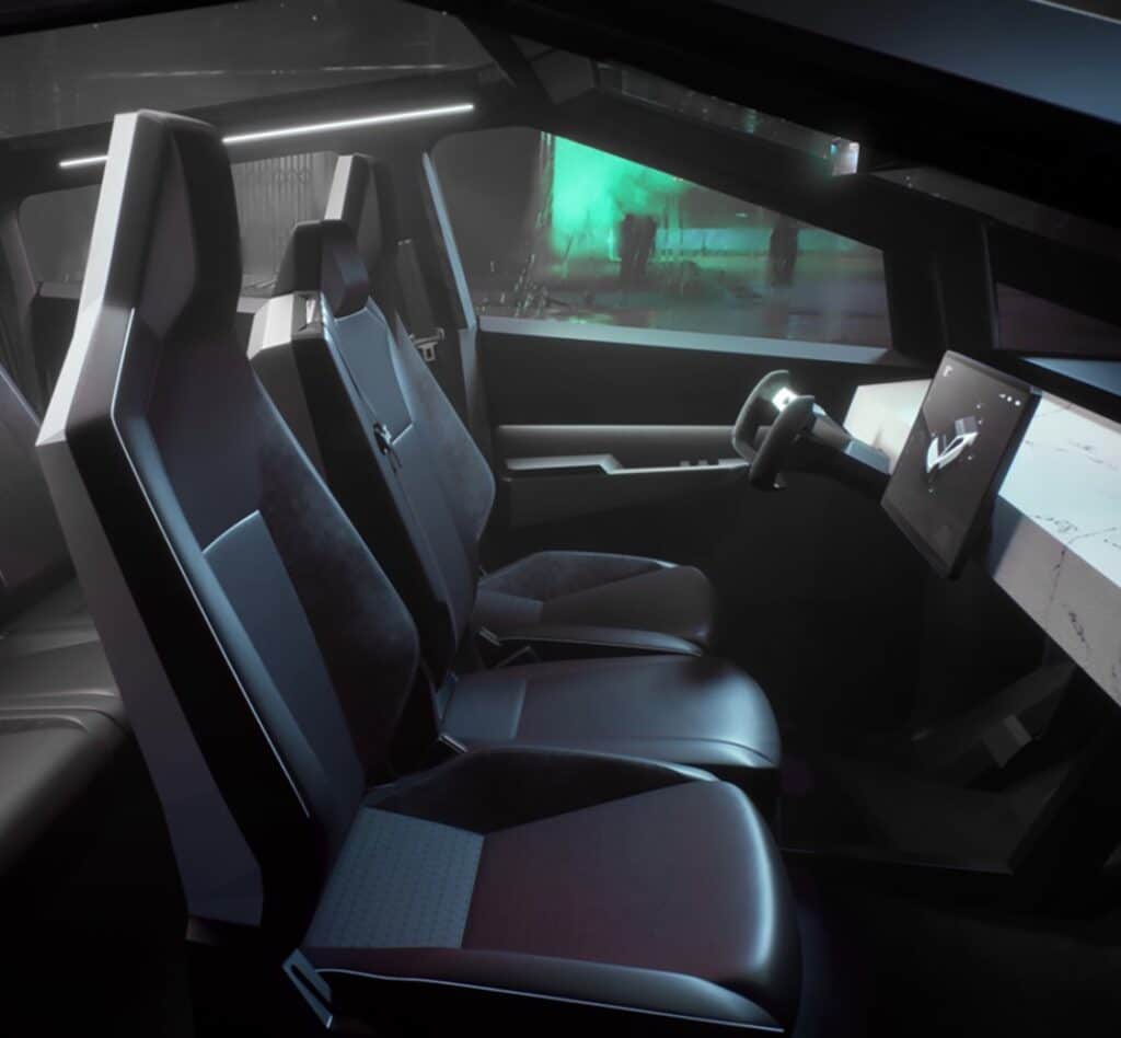 Tesla Cybertruck, middle seat