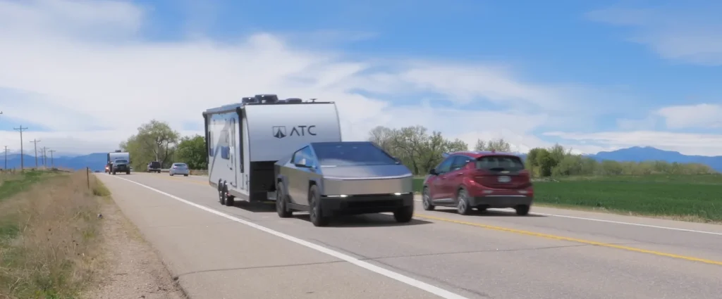 Tesla Cybertruck and Ram 2500 Cummins truck battled towing 8,000lb 28ft trailers and it ended with a clear diesel vs electric mismatch