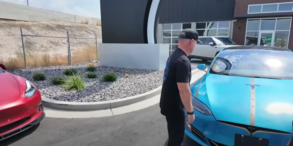 EV dealer shares weirdest Tesla customization he's ever seen as customer brings his Model S in