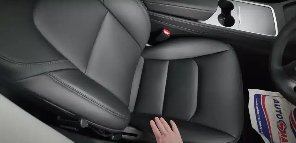 Man puts Tesla Model 3 with 217,000 miles up against exact same car with 2,900 miles to see how different they are