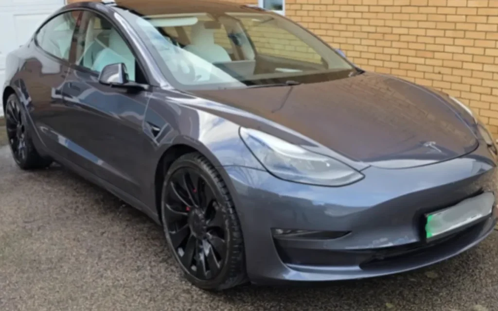 Man shares exactly what to do if your EV battery dies to ease the anxiety over one of electric car owners' biggest concerns