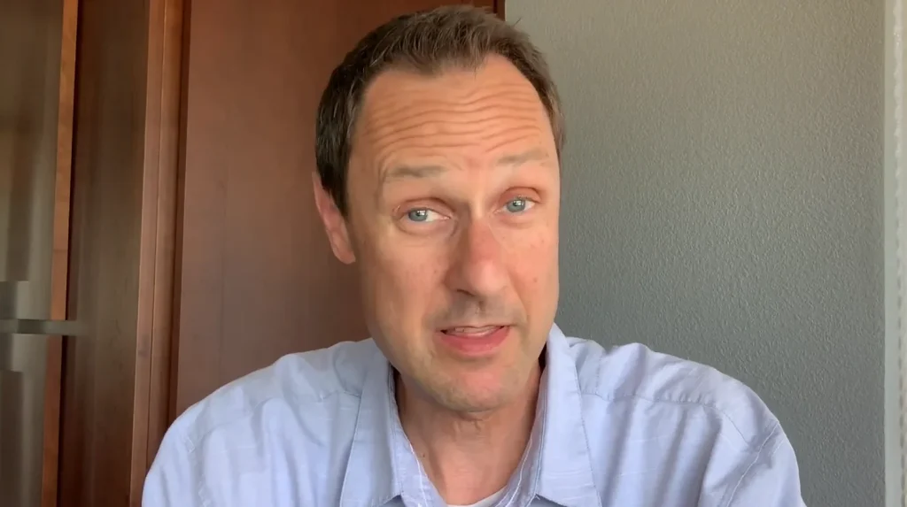 Man drives 4,000 miles from California to Texas in a Tesla Model 3 and breaks down the costs vs a gas car, revealing a huge difference