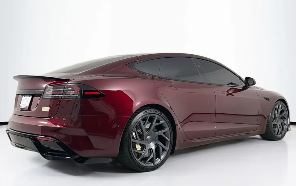 US man could be set to feel the wrath of Tesla after trying to flip one of the last Model S Plaids ever built for a wild price despite ban