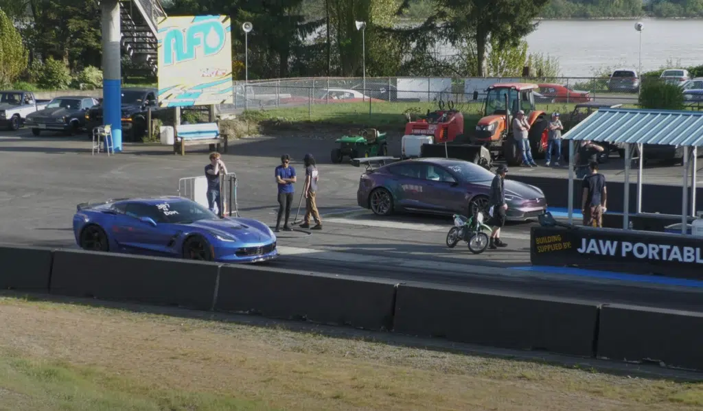 Model S vs. Corvette, Tesla Model S Plaid, Corvette Z06, quarter-mile race shows EV dominance in massive Canadian drag race gap