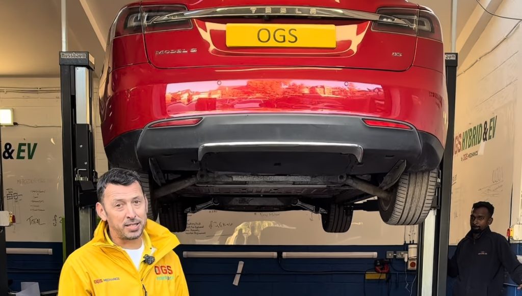 Everyone thought this 100,000-mile 2014 Tesla Model S needed an expensive new battery, but mechanic discovers real issue was much simpler