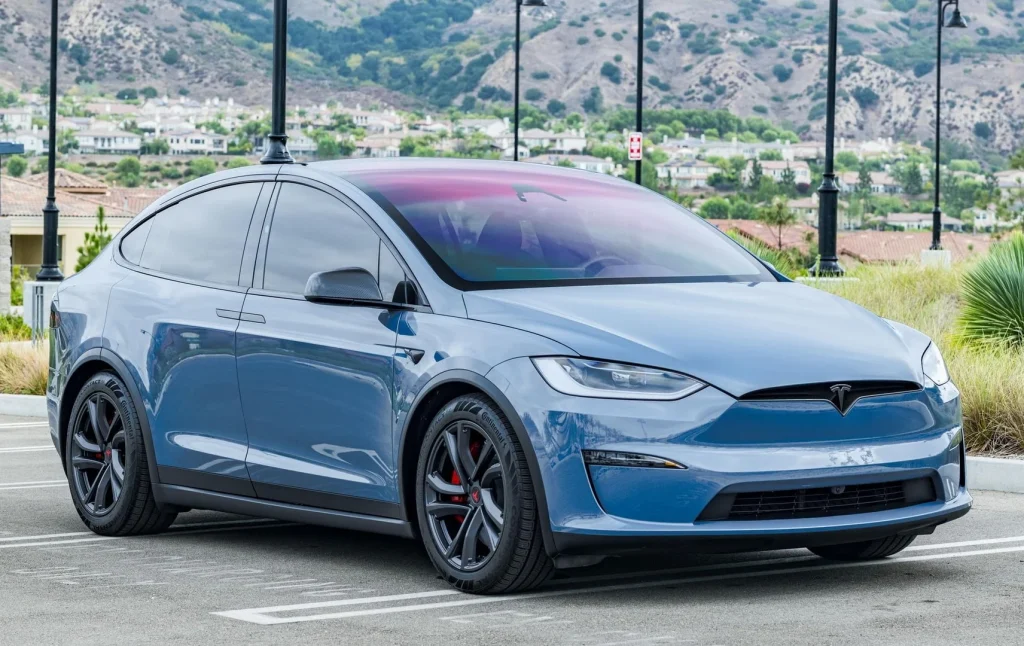 California man buys new 2026 Tesla Model X Plaid for $118,880 and manages to sell it for a surprising profit after driving 7,000 miles in it
