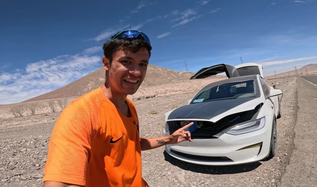 Tesla Model X driver stranded 18 miles from charger in Atacama Desert with 1% battery forced to improvise to survive
