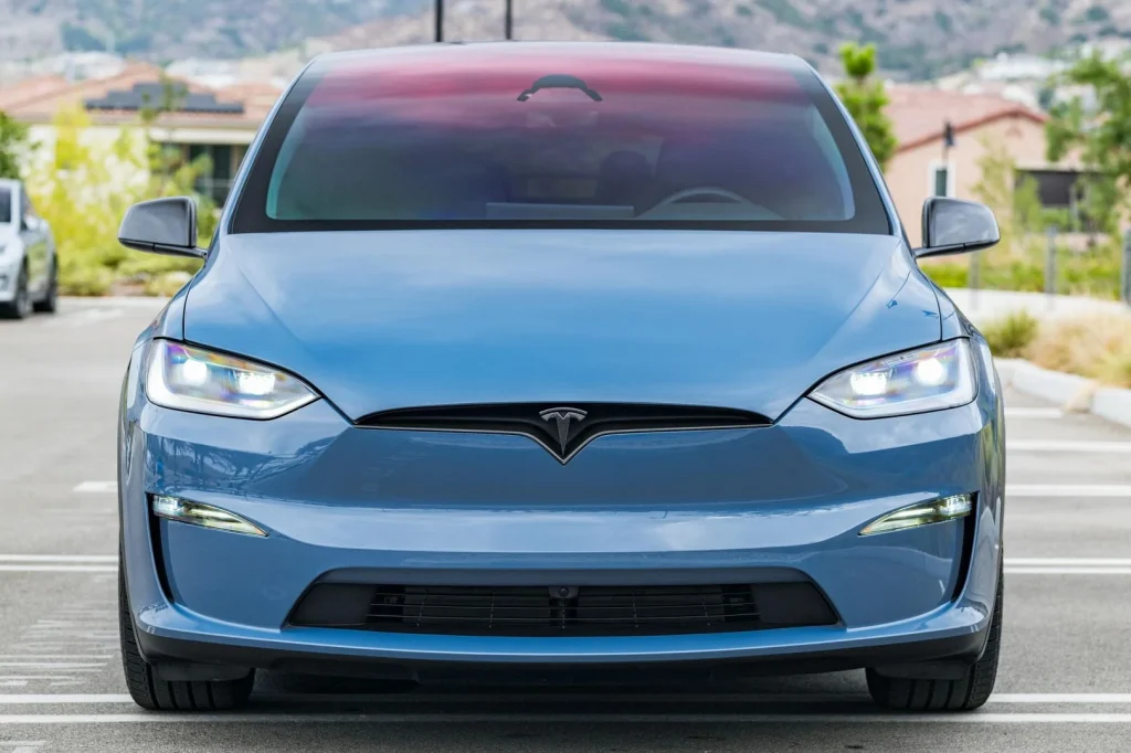 California man buys new 2026 Tesla Model X Plaid for $118,880 and manages to sell it for a surprising profit after driving 7,000 miles in it