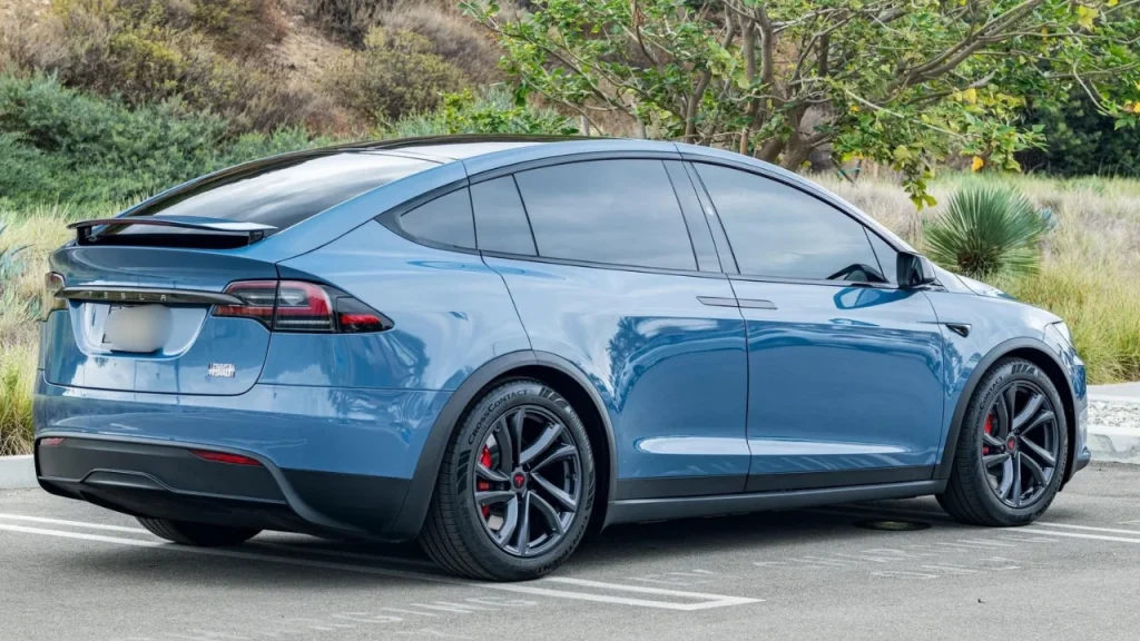 California man buys new 2026 Tesla Model X Plaid for $118,880 and manages to sell it for a surprising profit after driving 7,000 miles in it