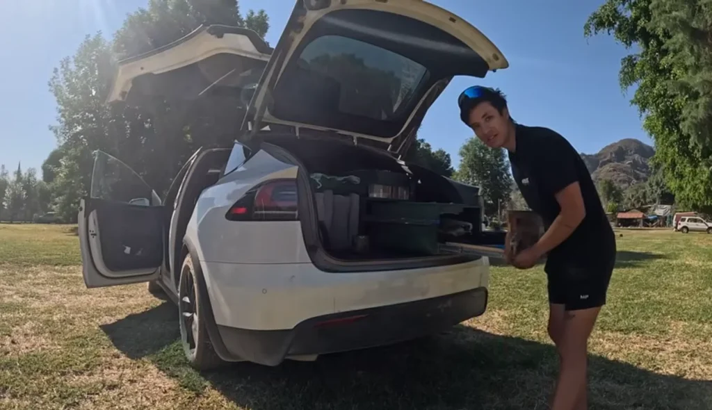 Oregon man reveals the real costs of living with a Tesla Model X in Mexico