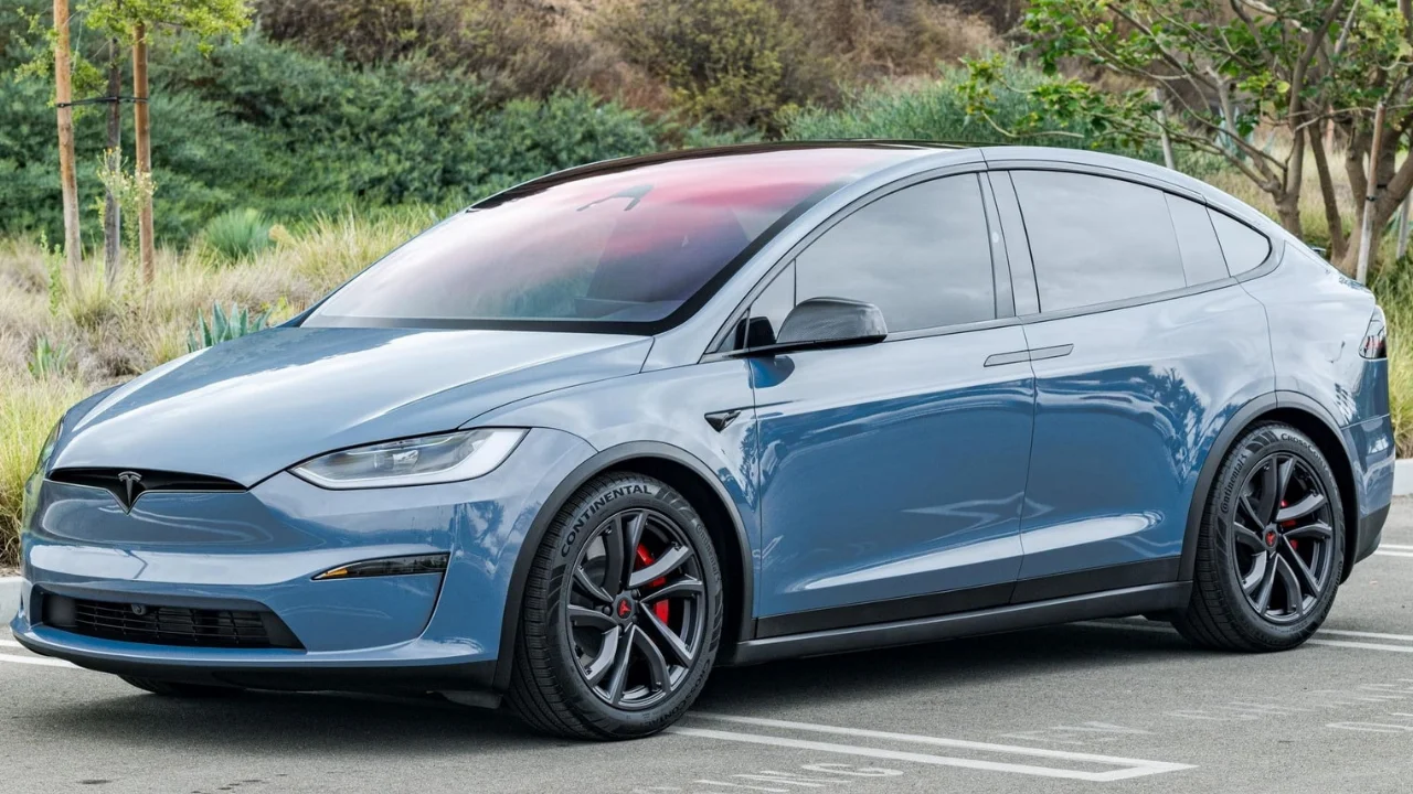 California man buys new 2026 Tesla Model X Plaid for $118,880 and manages to sell it for a surprising profit after driving 7,000 miles in it