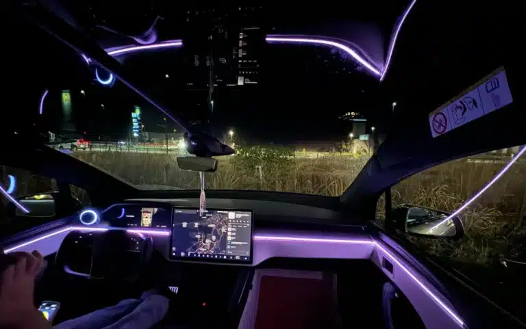 Tesla-Model-X-interior-lights-lead-image