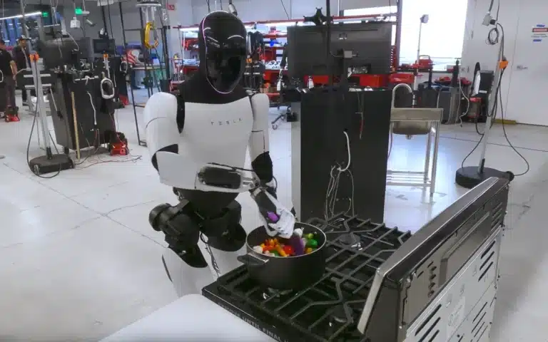 Latest Tesla Optimus video is the most impressive showcase yet of the robot abilities