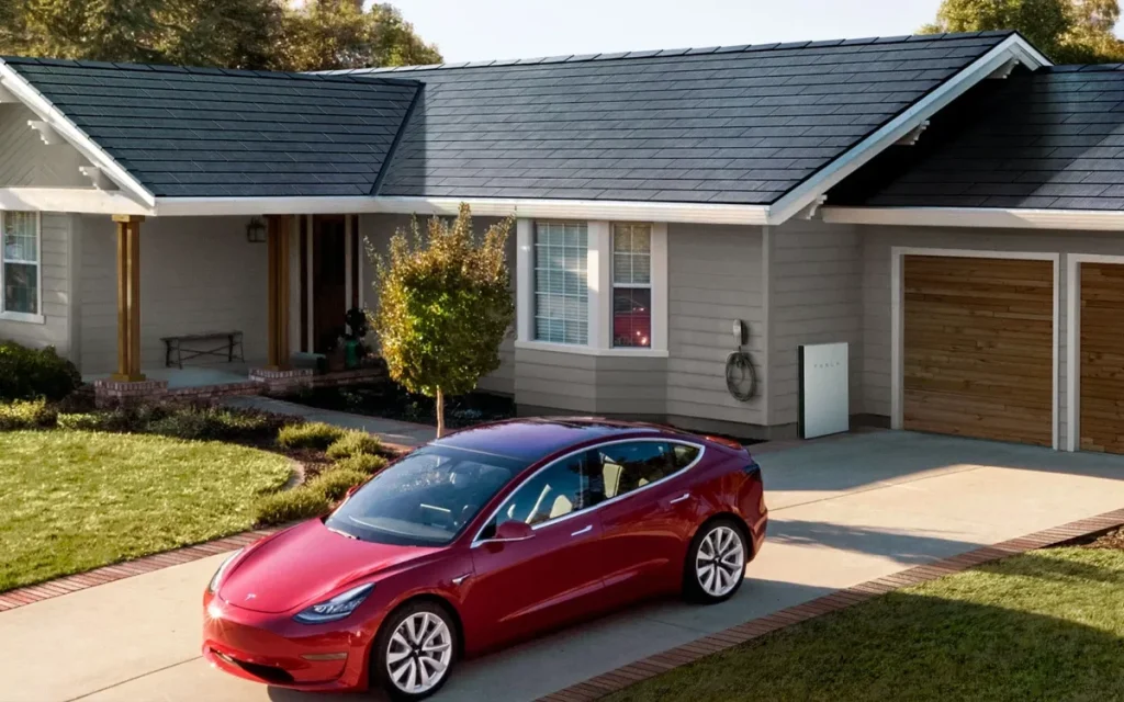 A new Tesla patent reveals plans for its future EVs to have a new roof design that will establish a secure WiFi connection with Starlink satellites