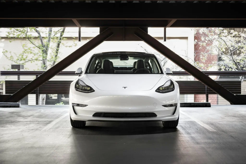 Man who's owned Tesla Model 3 for 4 years and 60,000 miles breaks down its costs and compares it to a gas car