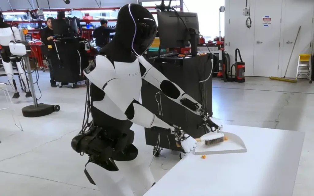 humanoid robot tesla optimus