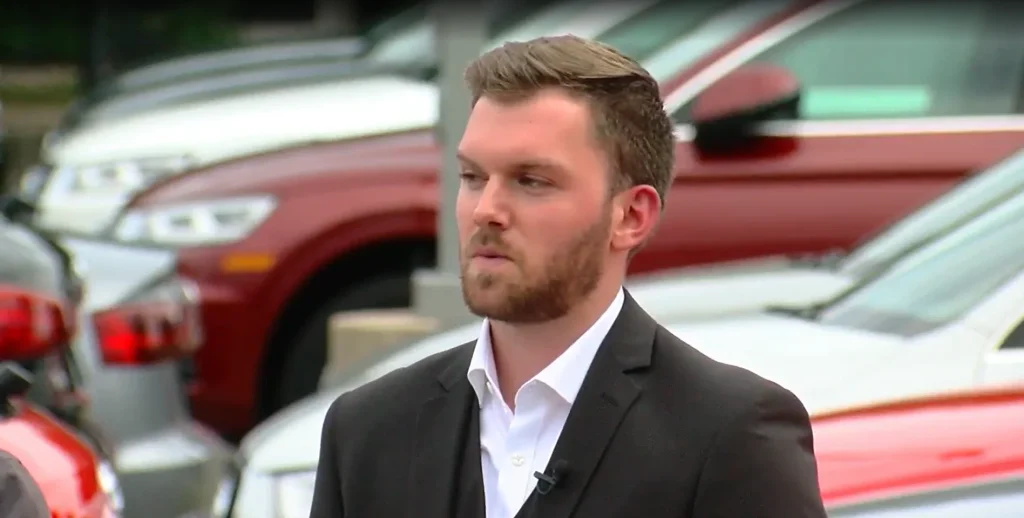 Texas car salesman says you need to follow these five rules to prevent being ripped off at a dealership