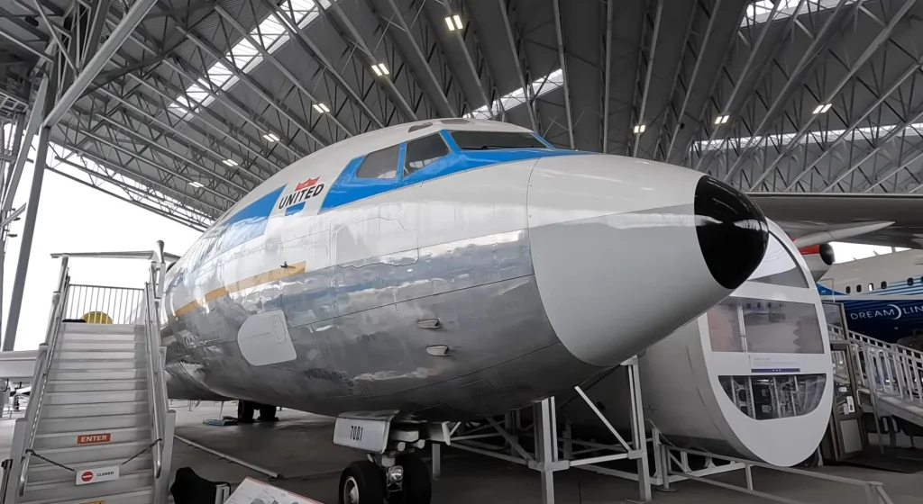 The Boeing 727 is one of the most important passenger aircraft ever made