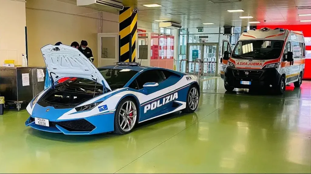 The Italian police have been using a Lamborghini Huracán for a while, and they accidentally set a record with it