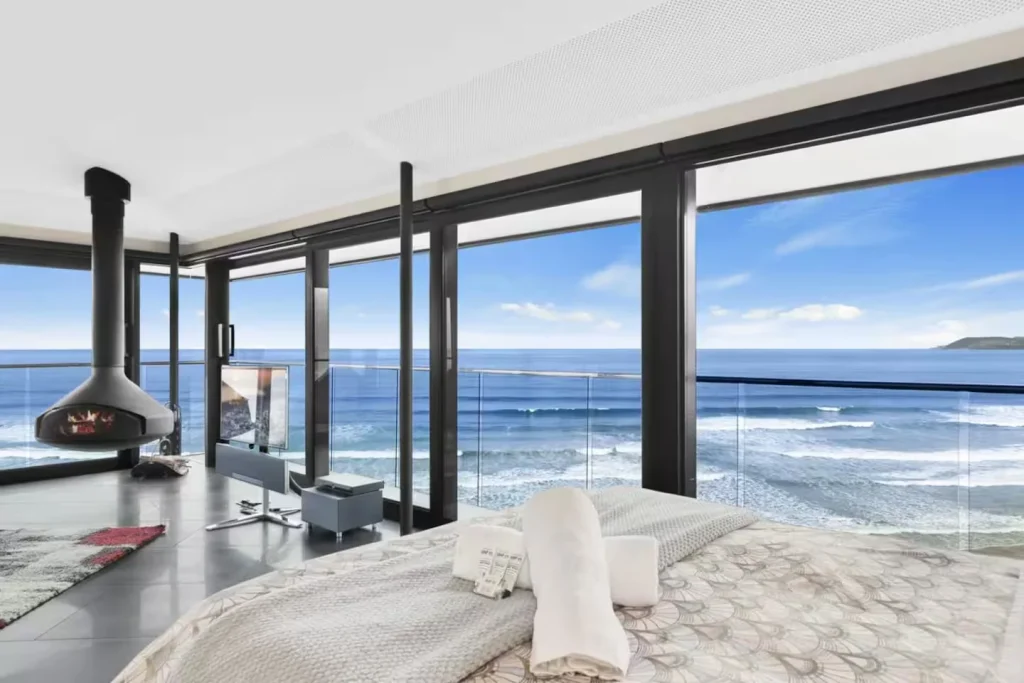 Man spent 18 years building his dream home, the Pole House, and it became one of the most extraordinary properties in Australia