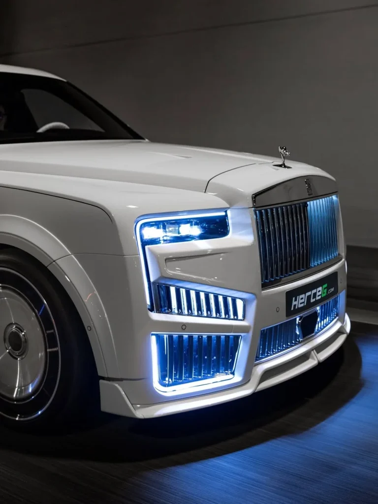 The Rolls-Royce Cullinan isn't the world's most discreet car, but it still lends itself particularly well to extreme customization