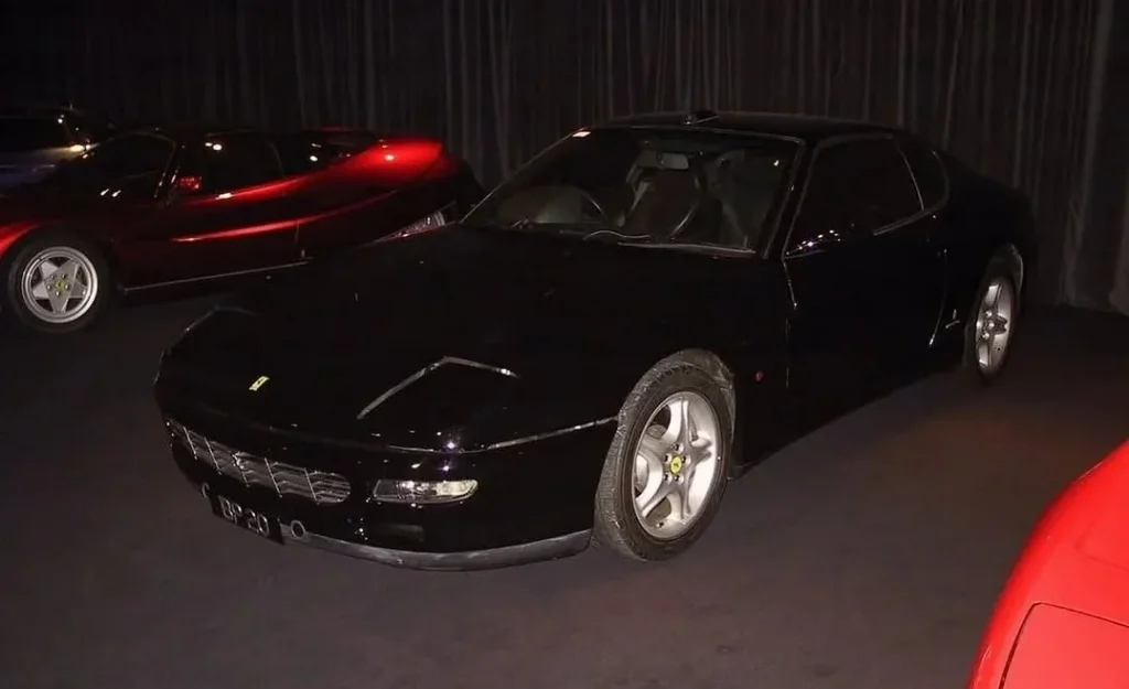 The Sultan of Brunei famously owns over 7000 cars most of which are supercars or one-off vehicles created especially for him 3
