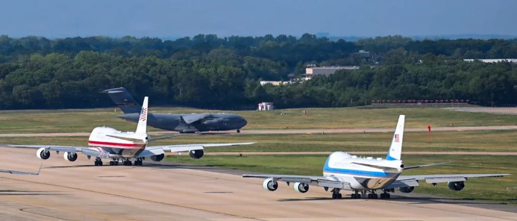 The US Air Force turned a Qatar's royal Boeing 747 into the new Air Force One
