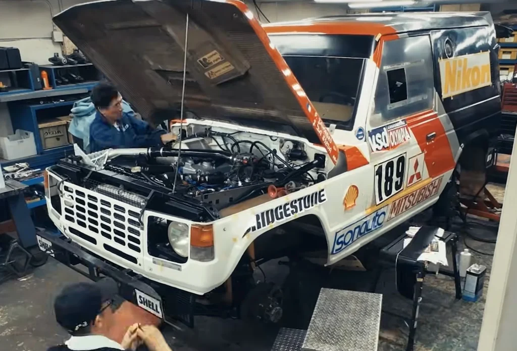 The classic beauty you see here is the Dakar-winning Mitsubishi Pajero from exactly 40 years ago, and its life hasn't been easy