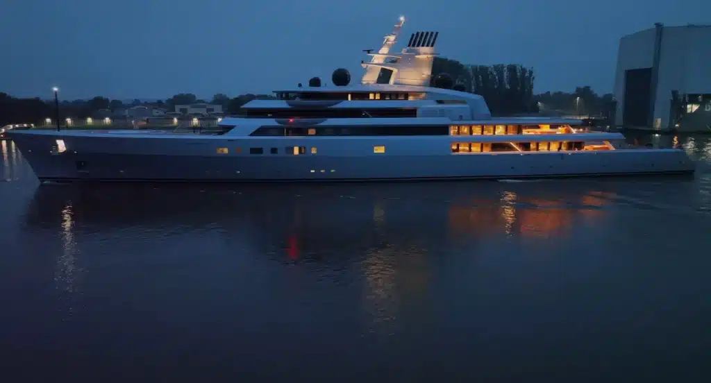 The-largest-superyacht-in-America-Project-ALI-BABA