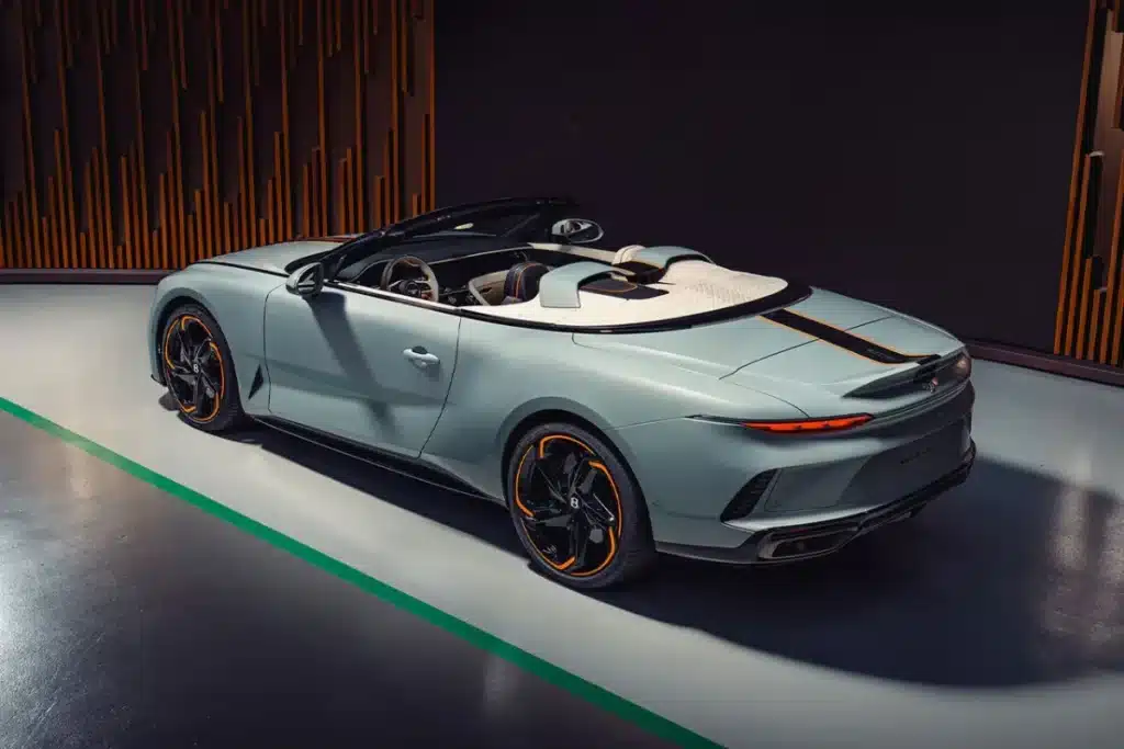 The new Bentley Batur Convertible by Mulliner is here with 730 horsepower at its disposal and a unique 'One plus One' interior