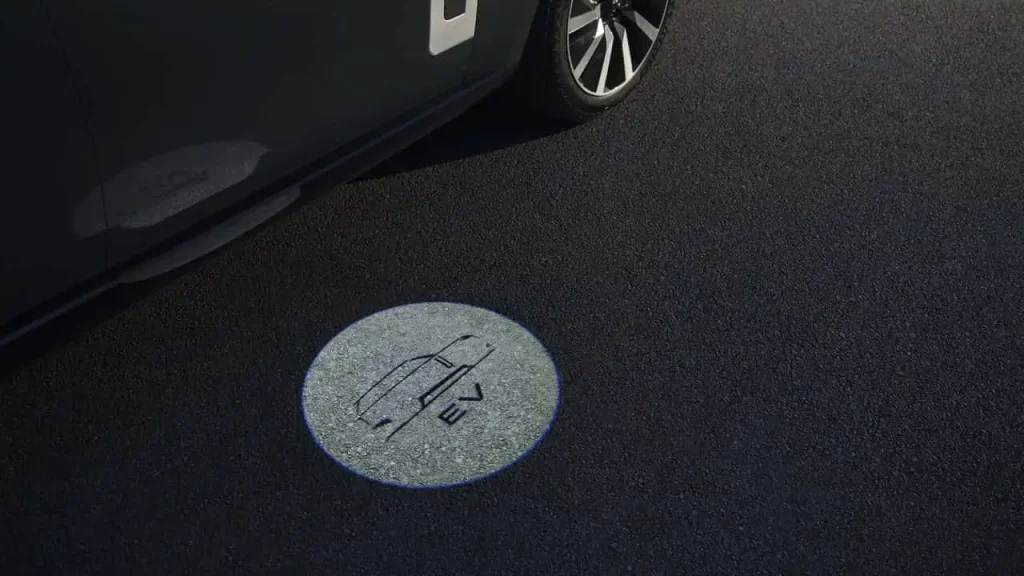The new Range Rover Electric is finally here, and there are a few things we need to talk about