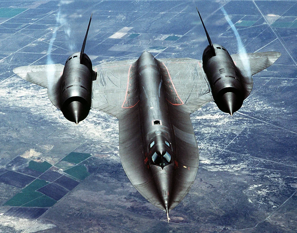 There are a few myths about the iconic Lockheed SR-71 Blackbird some of which are technical and some were just amusing cockpit 1
