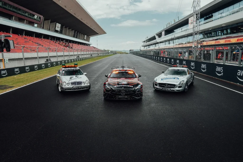 There's a new Mercedes F1 Safety Car in town, and it looks great