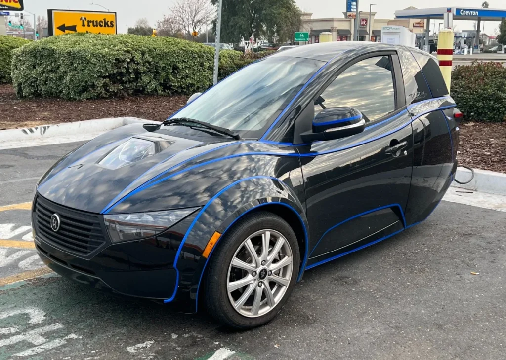 There’s a scrapyard just outside Phoenix, Arizona, US, that’s teeming with strange three-wheeled EVs that were abandoned here years ago